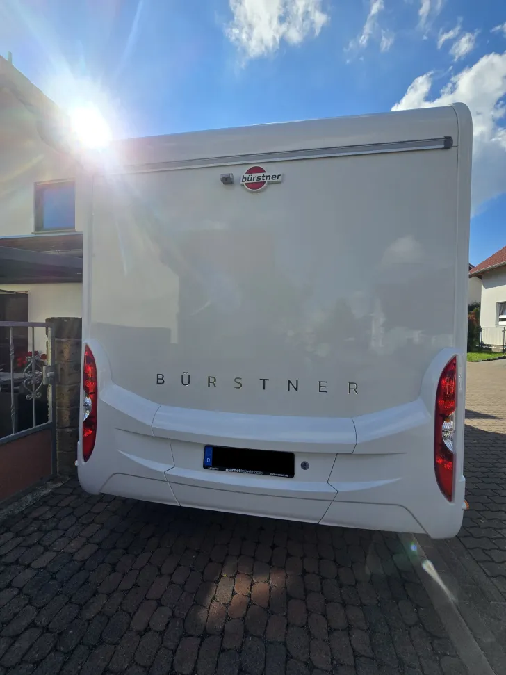 Fahrzeugbild Bürstner Limited T 690 G Jahreswagen Garantie #5