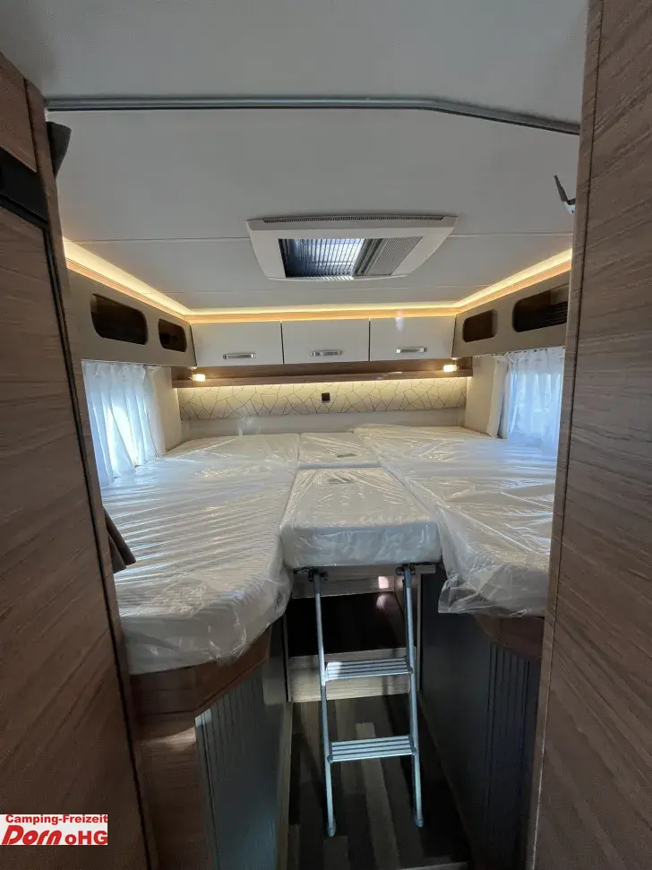 Fahrzeugbild Weinsberg CaraCompact EDITION PEPPER Suite 640 MEG Anhängerkupplung #12