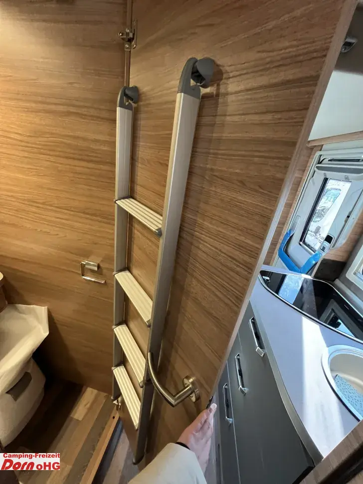 Fahrzeugbild Weinsberg CaraCompact EDITION PEPPER Suite 640 MEG Anhängerkupplung #14