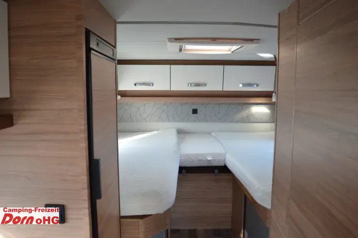 Fahrzeugbild Weinsberg CaraCompact EDITION PEPPER Suite 640 MEG Licht&Sicht-Paket #7