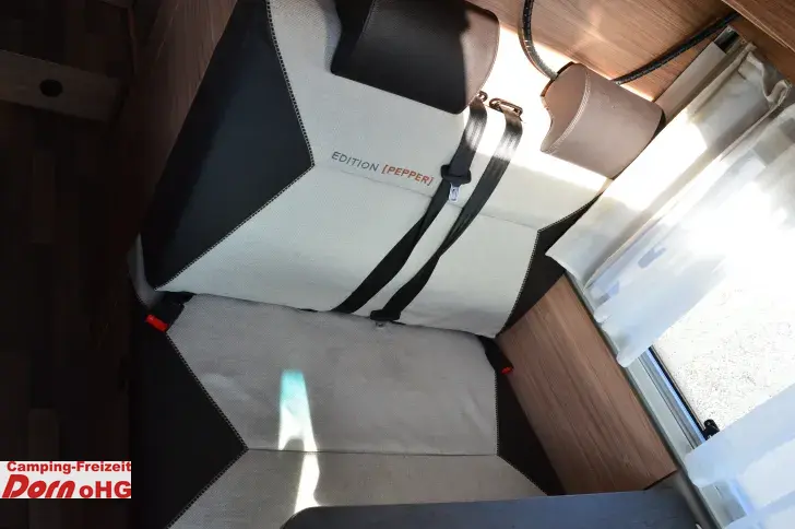 Fahrzeugbild Weinsberg CaraCompact EDITION PEPPER Suite 640 MEG Licht&Sicht-Paket #14