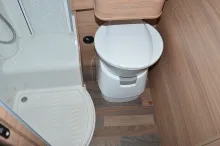 Fahrzeugbild Weinsberg CaraCompact EDITION PEPPER Suite 640 MEG Licht&Sicht-Paket #17
