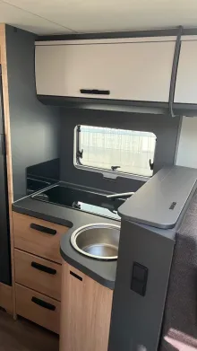 Fahrzeugbild Knaus L!VE TI 700 MEG Platinum Selection Zustand sehr gut #7