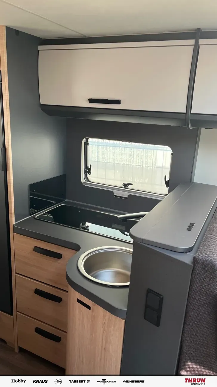 Fahrzeugbild Knaus L!VE TI 700 MEG Platinum Selection Zustand sehr gut #7