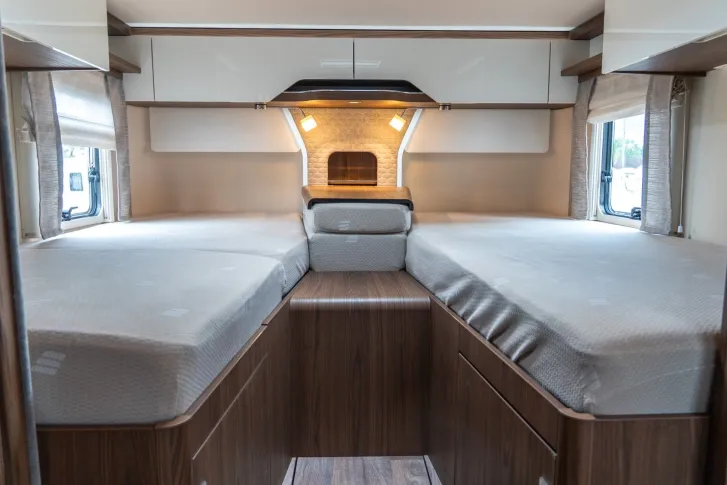Fahrzeugbild Hymer B ML i 880 *Hubstützen*2xLithium*2xSolar*2xKlima #13