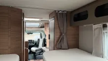 Sicht vorne-hinten Weinsberg CaraCompact EDITION PEPPER 600 MEG Zustand sehr gut Automatik
