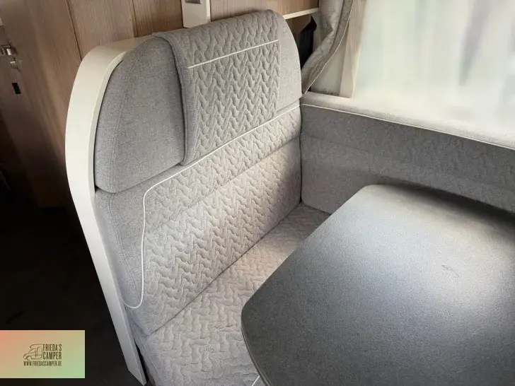 Fahrzeugbild Malibu T 430 KB LE lightweight Fiat #12