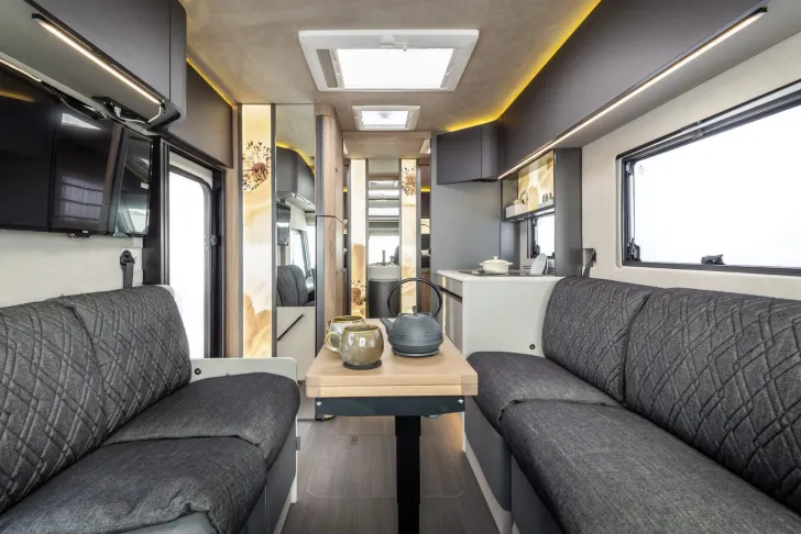 Fahrzeugbild Mobilvetta K Yacht Tekno Design 79 NB inkl. Hubstützen #9