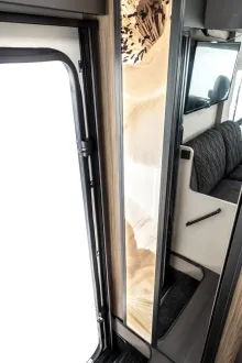 Fahrzeugbild Mobilvetta K Yacht Tekno Design 79 NB inkl. Hubstützen #16