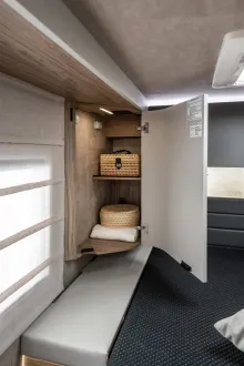 Fahrzeugbild Mobilvetta K Yacht Tekno Design 79 NB inkl. Hubstützen #33