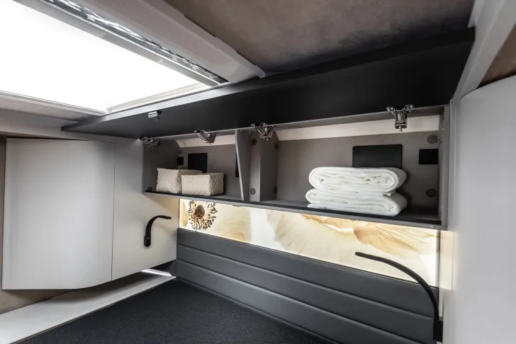Fahrzeugbild Mobilvetta K Yacht Tekno Design 79 NB inkl. Hubstützen #34