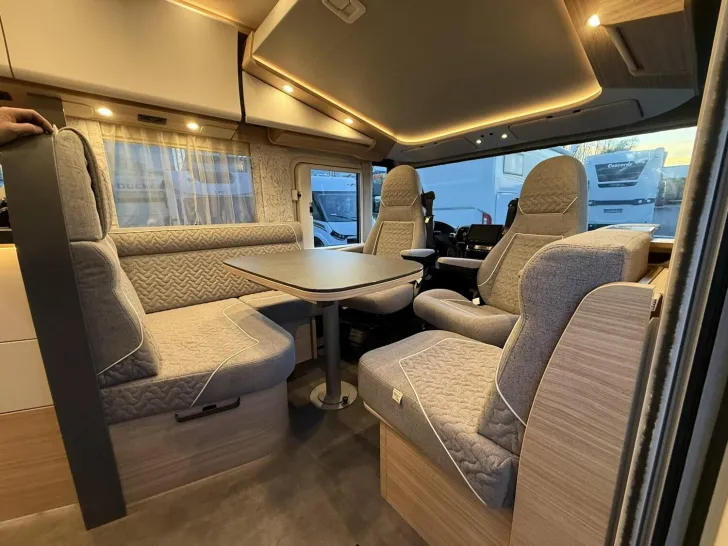 Fahrzeugbild Malibu I 450 RB LE comfort Messeangebot CSD 2026 #33