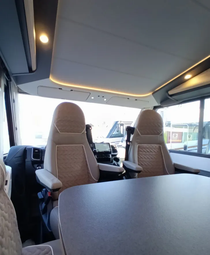 Fahrzeugbild Malibu I 470 RB LE K comfort 4,2t Messeangebot CSD 2026 #14