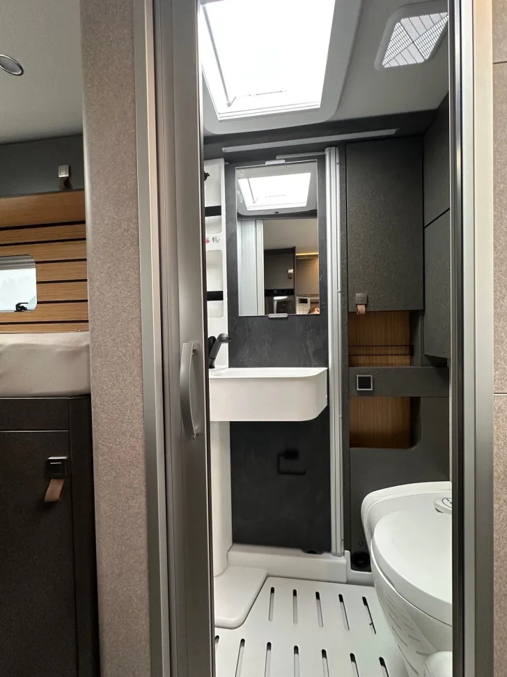Fahrzeugbild Hymer ML-T CrossOver 570 Aktion 4x4  18 Räder etc #12