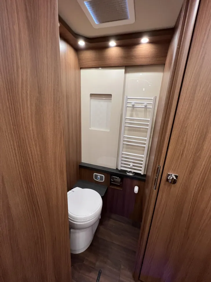 Fahrzeugbild Carthago chic e-line I 61 XL LE Strategic Buy (299) #38