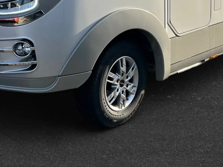 Fahrzeugbild Carthago chic s-plus I 50 LE Strategic Buy (235) #9