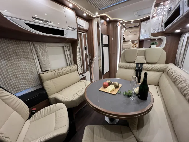 Fahrzeugbild Carthago chic s-plus I 50 LE Strategic Buy (235) #16