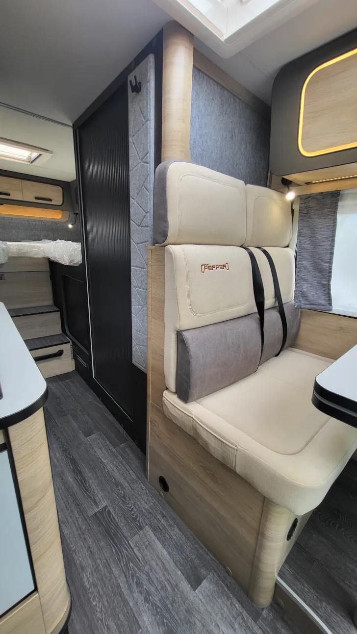 Fahrzeugbild Weinsberg CaraCompact EDITION PEPPER 600 MEG #19