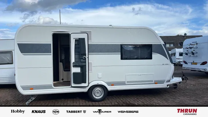 Seitlich Hobby De Luxe 460 SL *1500KG*Bettverbreiterung*