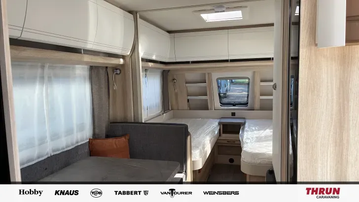Sicht vorne-hinten Hobby De Luxe 460 SL *1500KG*Bettverbreiterung*