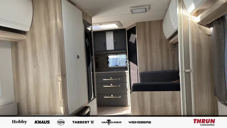 Sicht vorne-hinten Hobby De Luxe 460 SL *1500KG*Bettverbreiterung*
