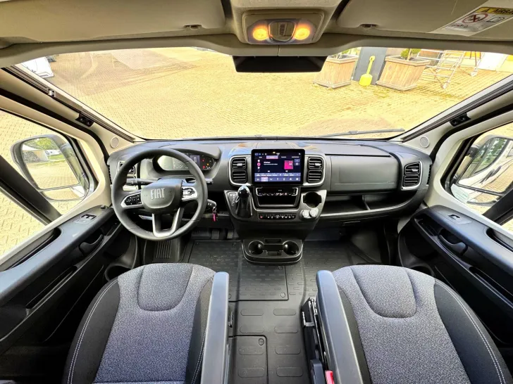 Fahrzeugbild Dethleffs Globetrail 640 ES Fiat #7