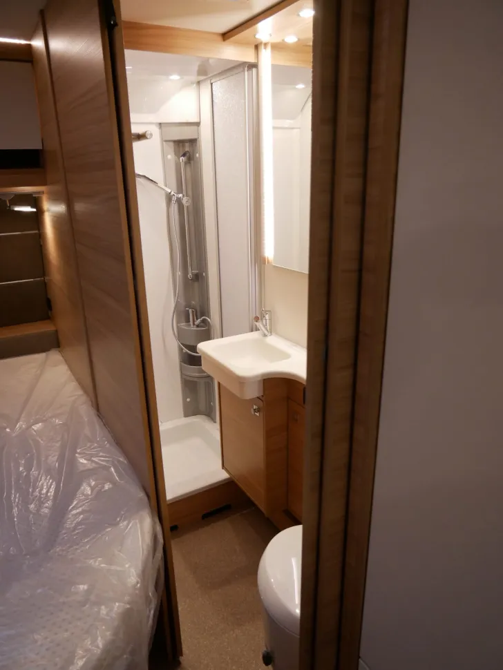 Fahrzeugbild Dethleffs Camper 560 FMK Top gepflegt, mit Dichtheitsga #6
