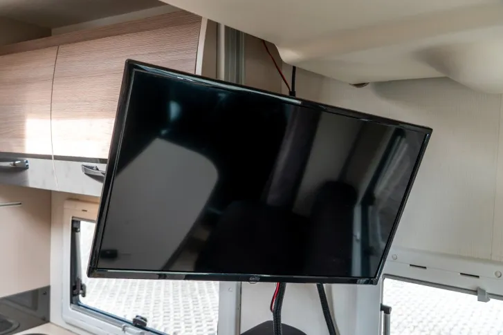 Fahrzeugbild Chausson Flash 610 *Hubbett*2xSolar*SAT*TV*Markise*RFK* #20
