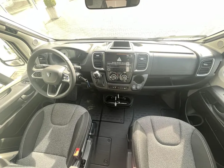 Fahrzeugbild Crosscamp EXPDN 7.4 D Peugeot #13