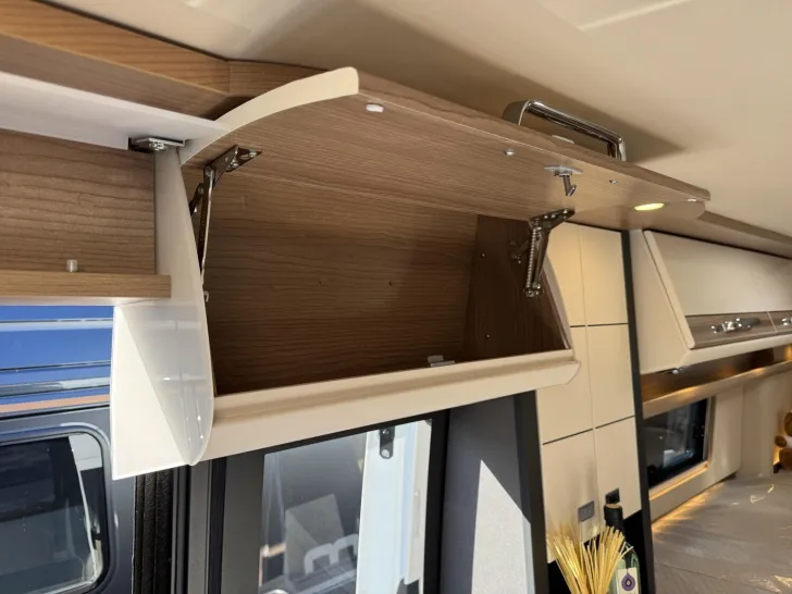 Fahrzeugbild Malibu Genius 641 LE Mercedes #29