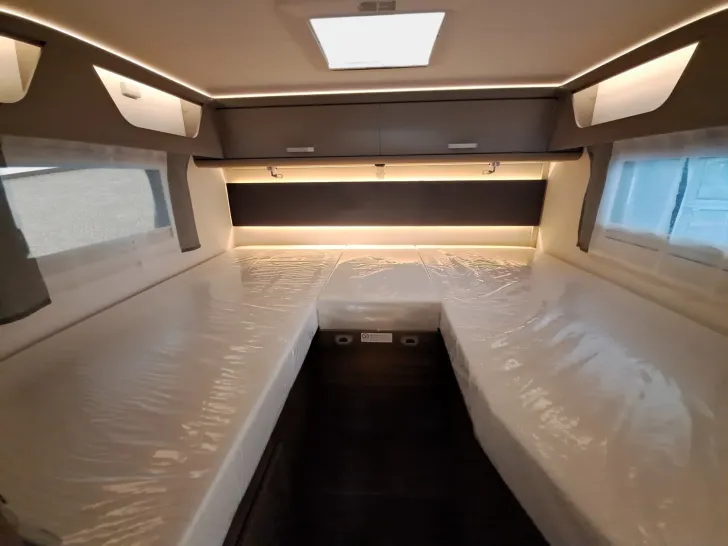 Fahrzeugbild Carado Edition26 T Ford 338 Automatik, Solar, Combi 6 E #15