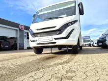 Fahrzeugbild Forster I 741 EB *Hubstützen*Navi*4250kg* #8