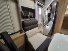 Fahrzeugbild Forster I 741 EB *Hubstützen*Navi*4250kg* #17