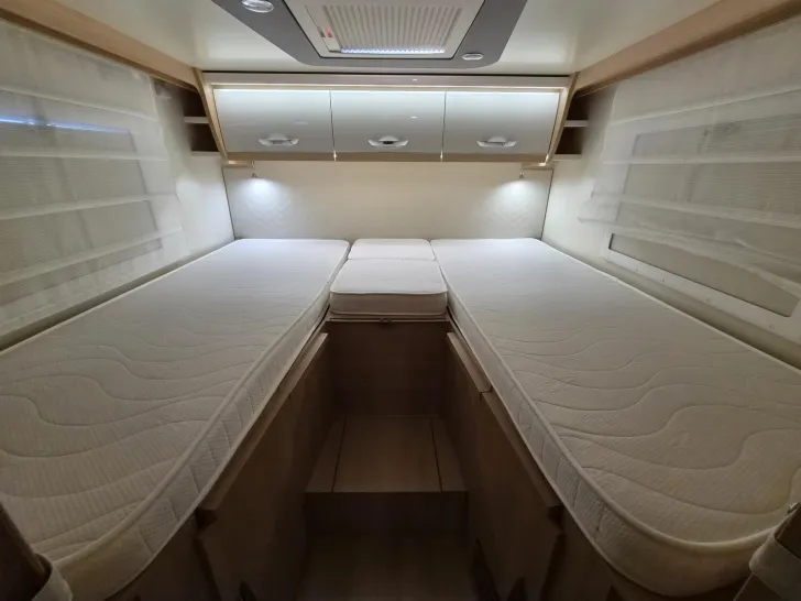 Fahrzeugbild Forster I 741 EB *Hubstützen*Navi*4250kg* #30