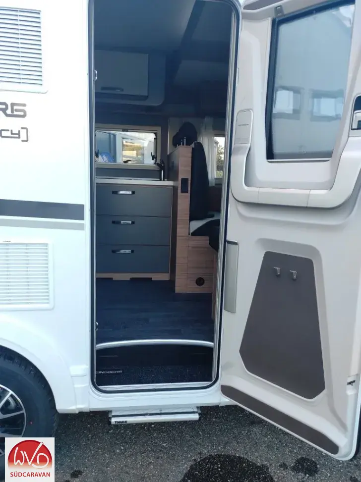 Fahrzeugbild Weinsberg CaraSuite EDITION SPICY 650 MF #9