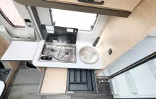 Fahrzeugbild Weinsberg CaraCompact 600 MEG Dieselheizung TRUMA Combi 6 D #11