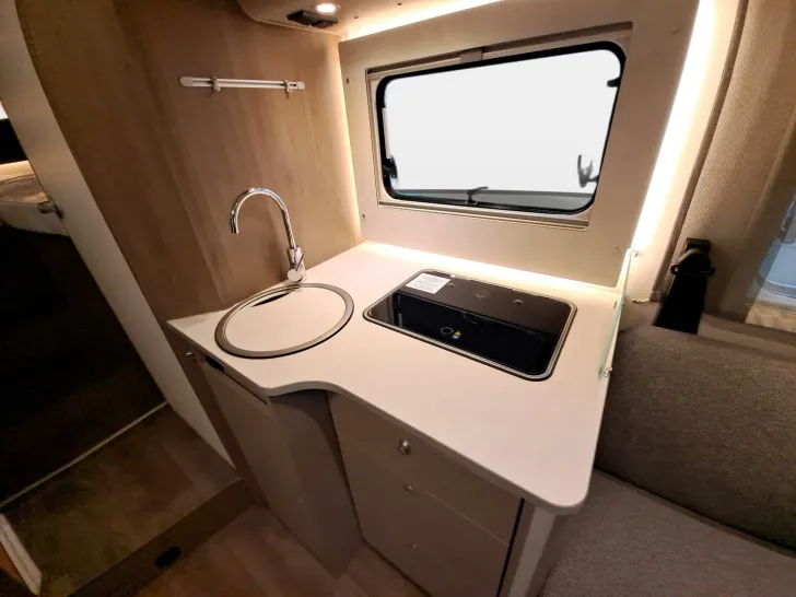 Fahrzeugbild Carado T 457 Pro+, Hubbett, LTE, TV, Solar #11