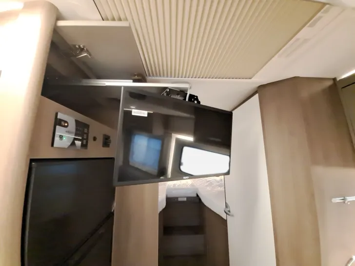 Fahrzeugbild Carado T 457 Pro+, Hubbett, LTE, TV, Solar #15