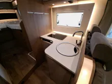 Fahrzeugbild Carado Edition26 T Ford 447 Automatik, Hubbett, Solar #12