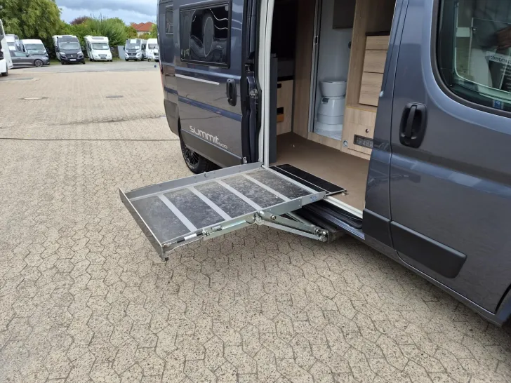 Fahrzeugbild Pössl Summit 600 Fiat 160 PS Lift für Rollstuhl #17