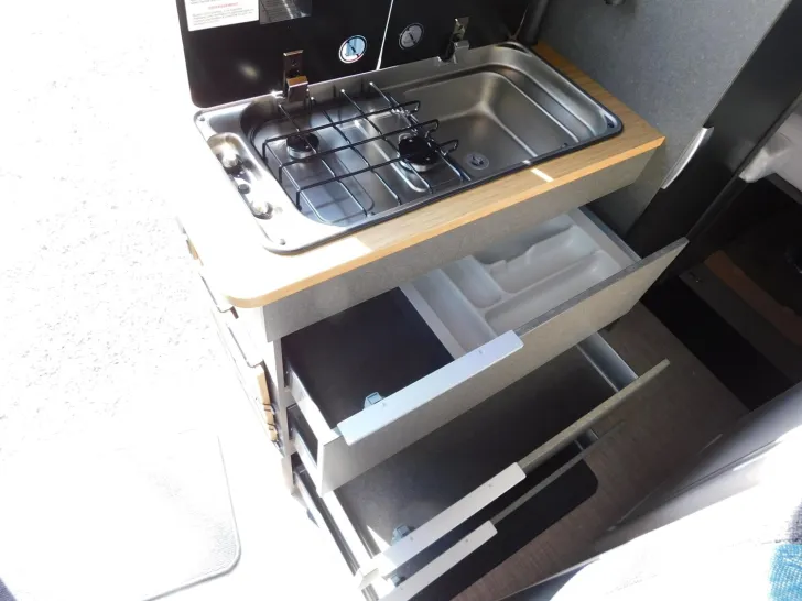 Fahrzeugbild Hymer Redwood 601 Automatik, Combi 6DE, Navi+Kamera #11