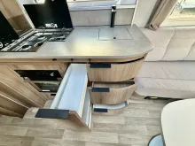 Fahrzeugbild Kabe Royal 600 GLE B2 KS 2,50m #15
