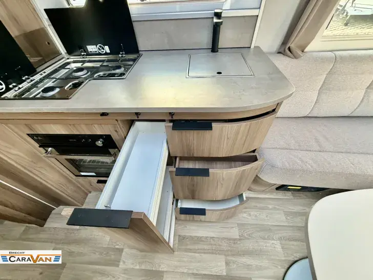 Fahrzeugbild Kabe Royal 600 GLE B2 KS 2,50m #15