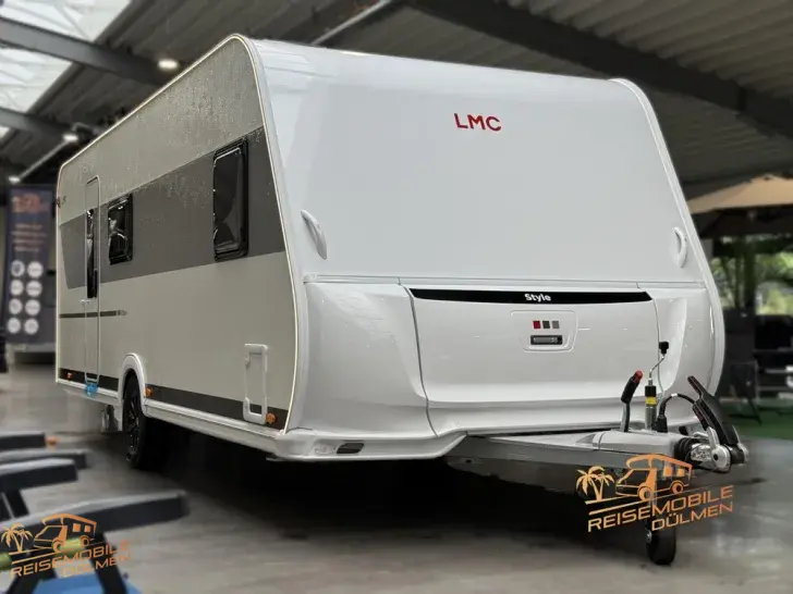 Fahrzeugbild LMC Style 582 K #1