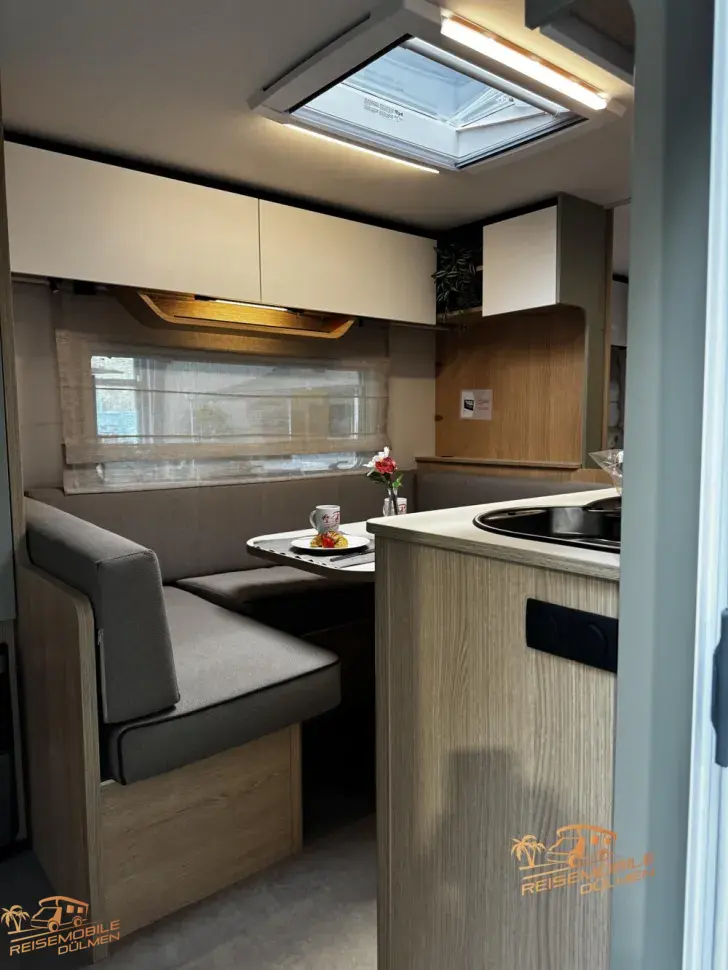 Fahrzeugbild LMC Style 582 K #11