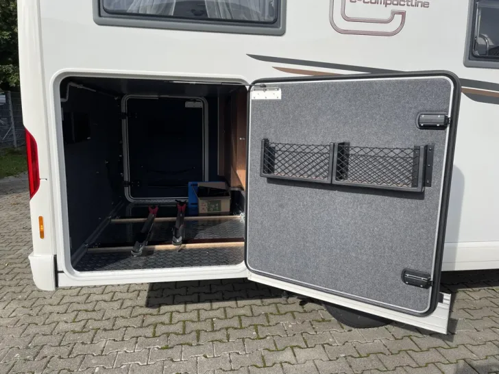 Fahrzeugbild Carthago c-compactline I 141 LE #3