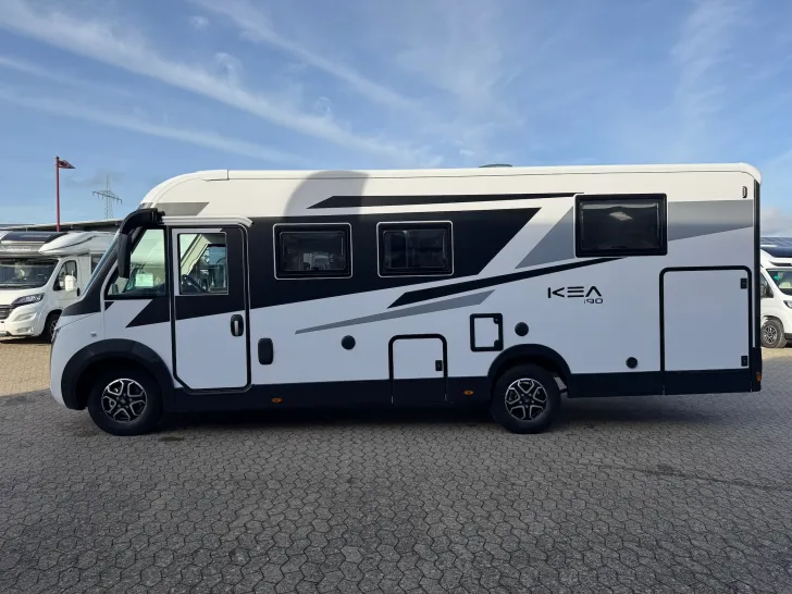 Fahrzeugbild Mobilvetta Kea I 90, All Inclusive + Standklimaanlage #9