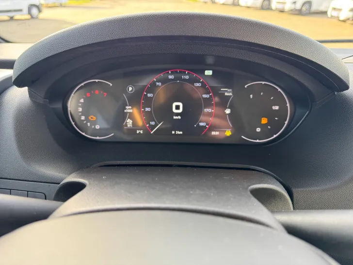 Fahrzeugbild Mobilvetta Kea I 90, All Inclusive + Standklimaanlage #31