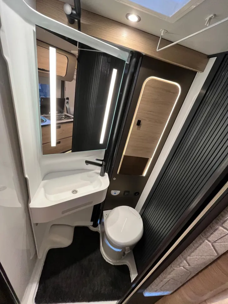 Fahrzeugbild Weinsberg CaraCompact EDITION PEPPER 600 MEG 2027er #12