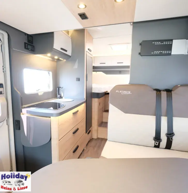 Fahrzeugbild Knaus L!VE WAVE 650 MEG Platinum Selection 140 PS, Schaltgetriebe, 3650kg #8